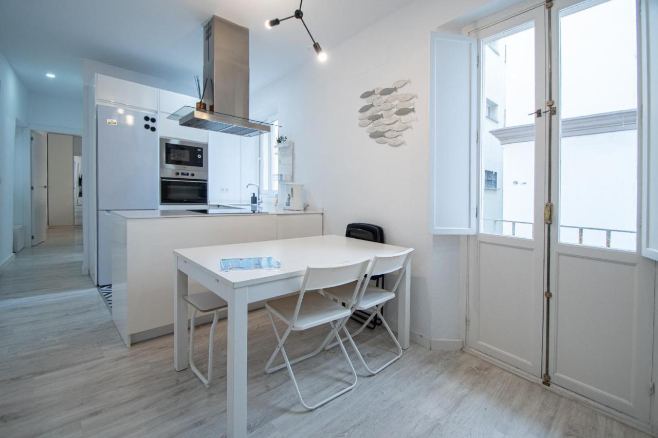 Apartamento Las Lectoras De Cádiz Exteriör bild